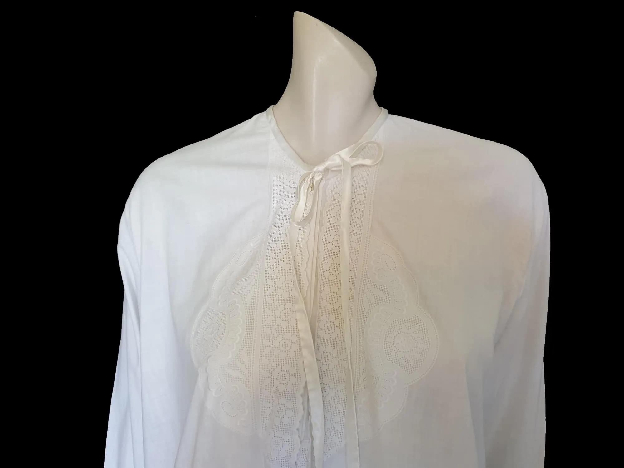 Antique Gown With Filet Lace & Embroidery