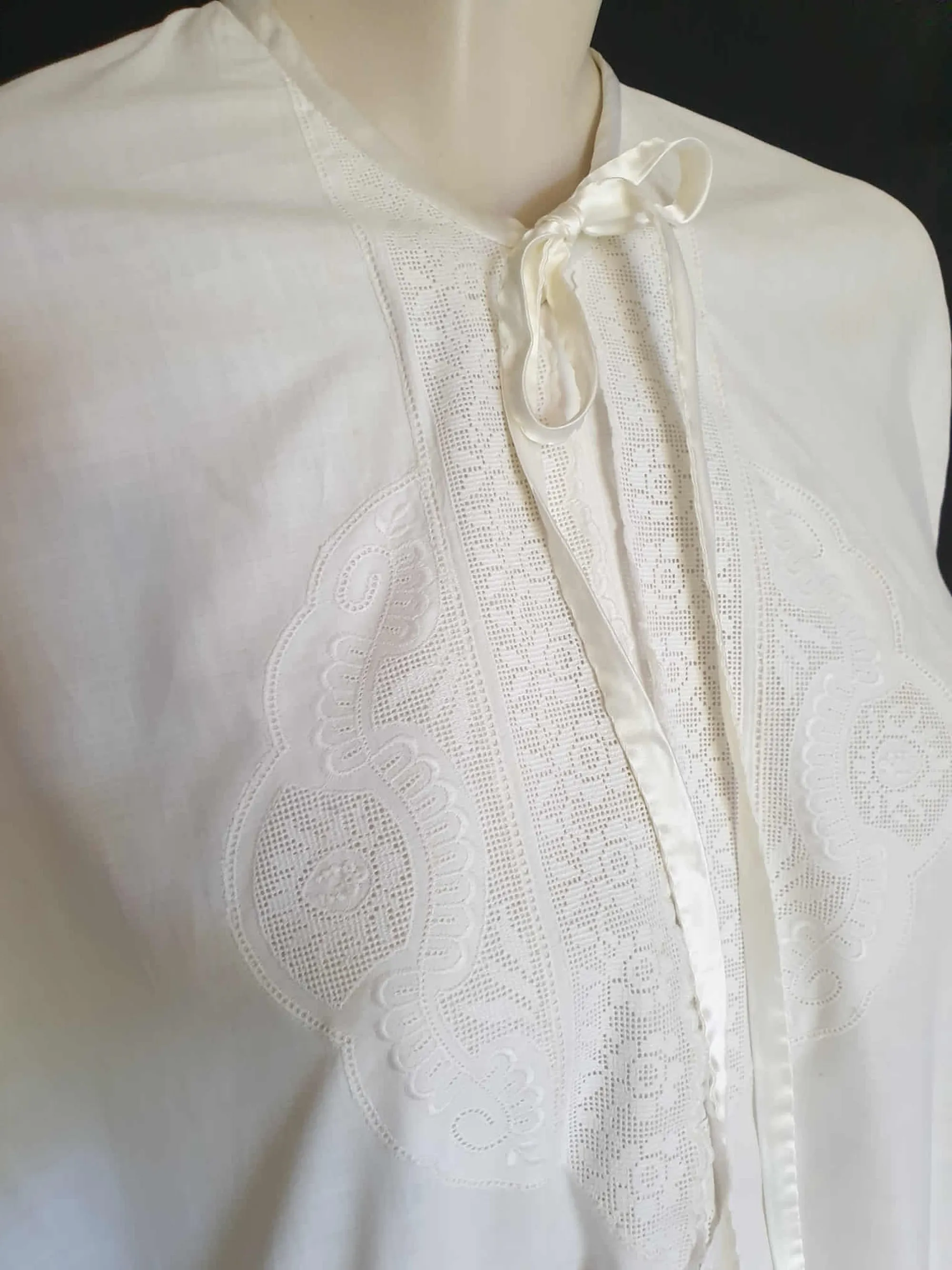 Antique Gown With Filet Lace & Embroidery