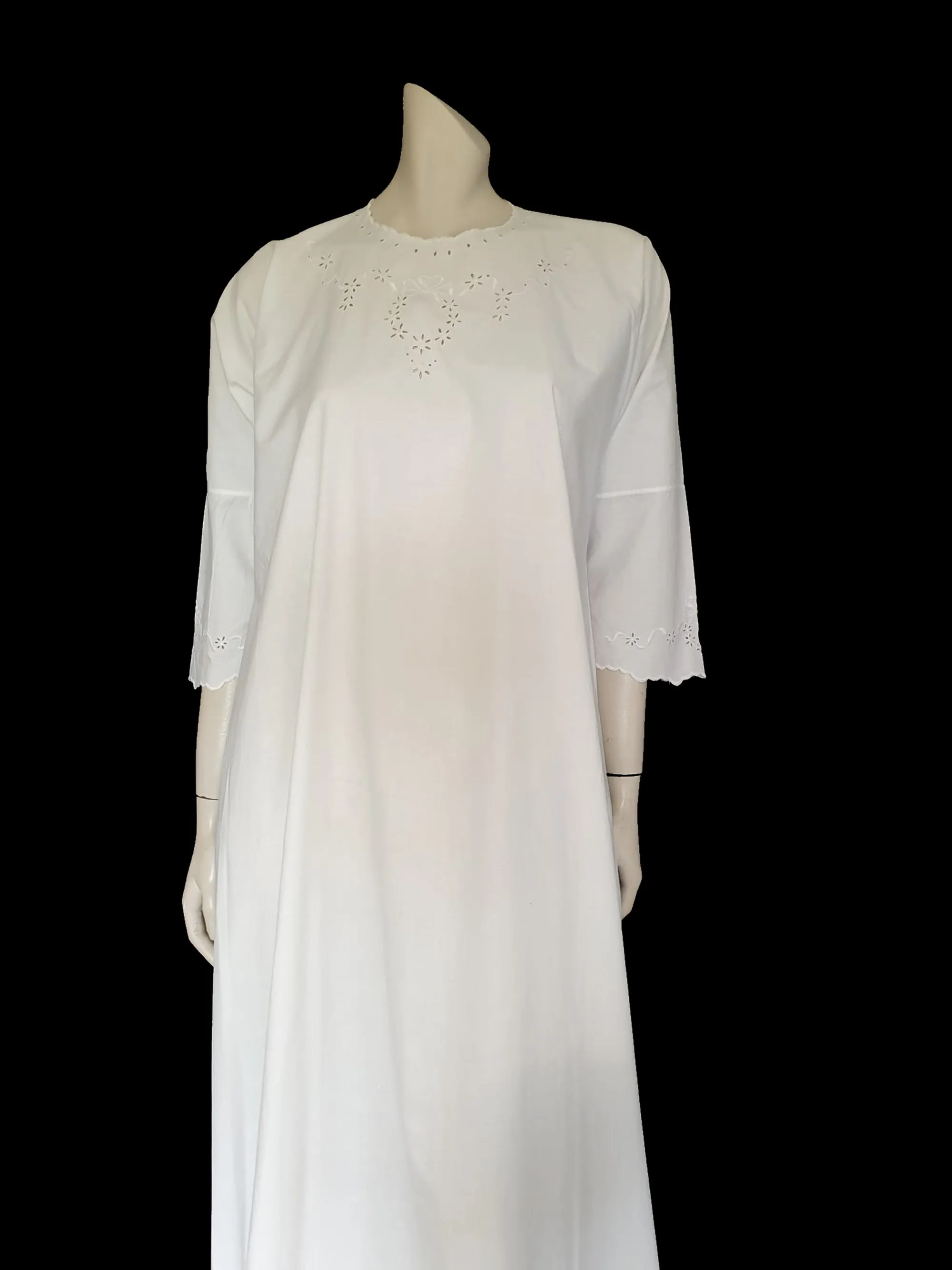 Antique White Cutwork Eyelet Nightgown - Broderie Anglaise - M