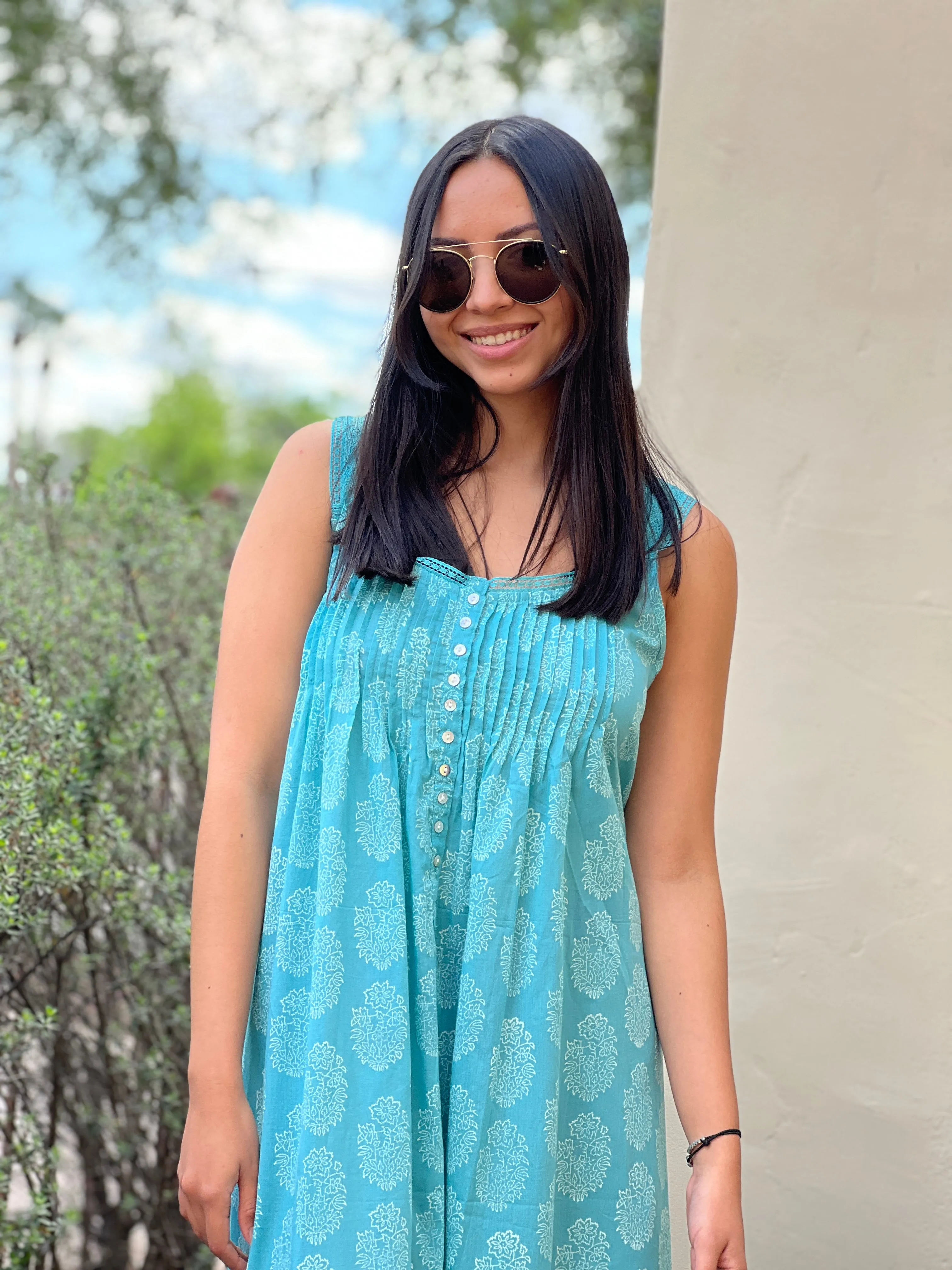 Paani Amer Long Sleeveless Night Gown