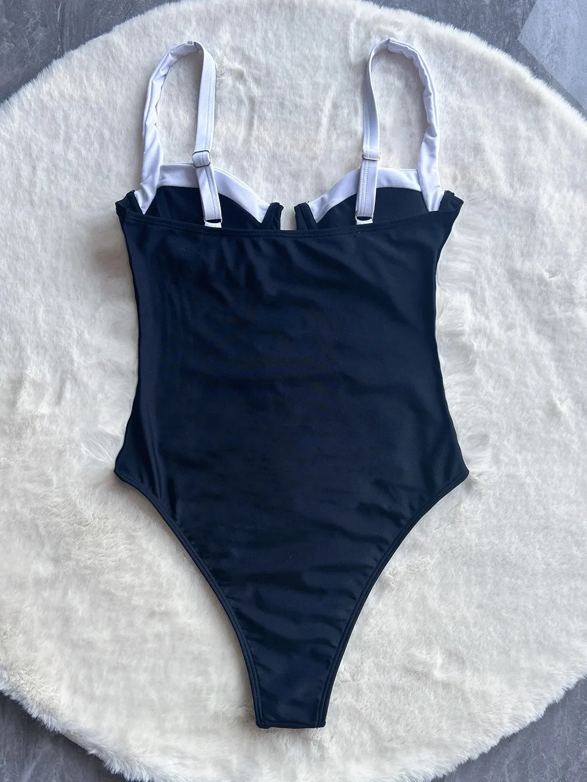 Stylish Patchwork Women's One-Piece Swimsuit