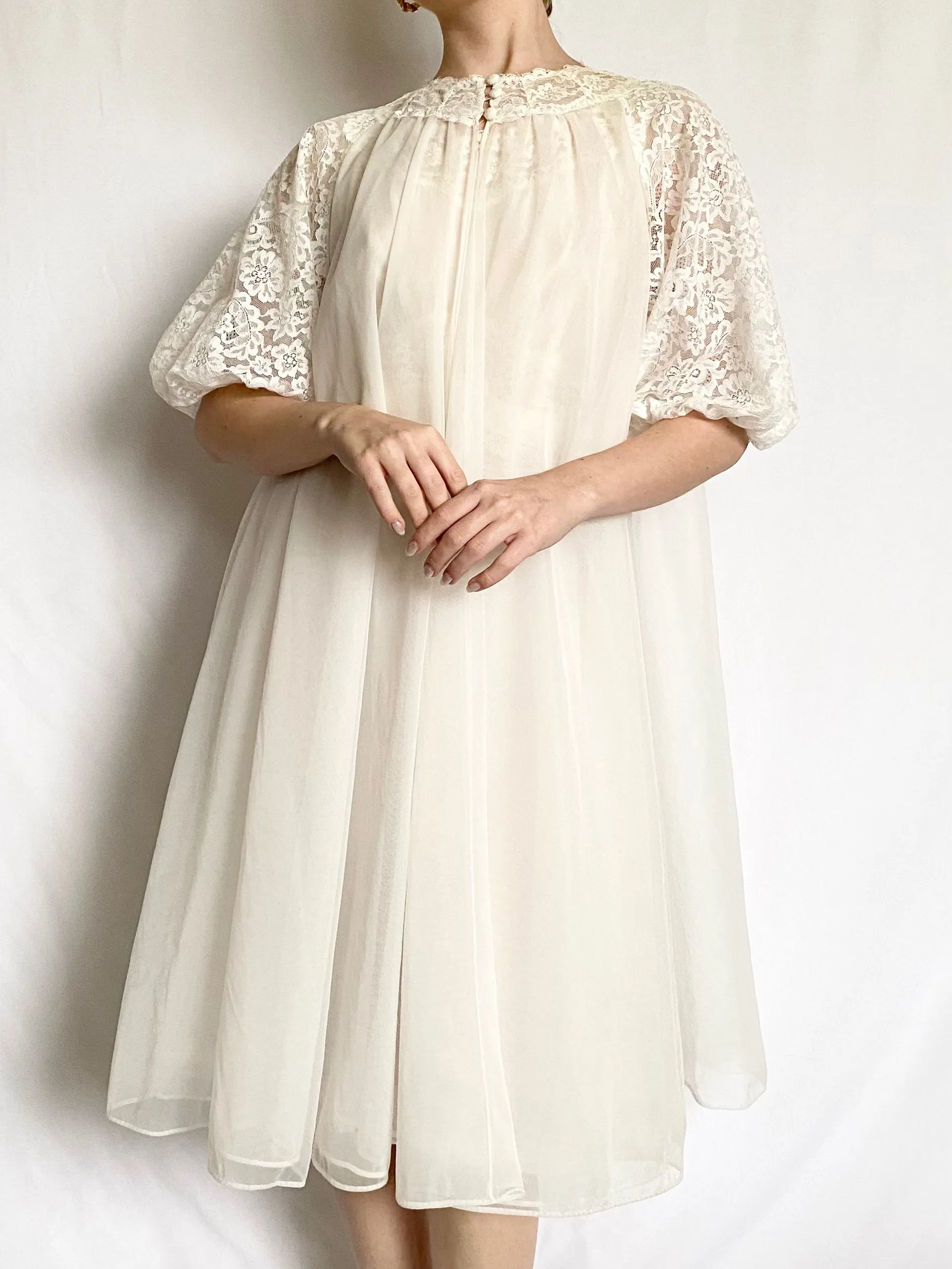 White Lace Trim 50s Peignoir and Nightgown Set (S-M)